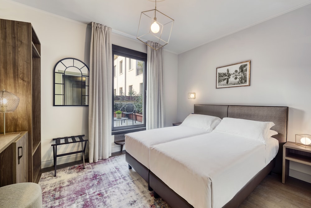 Classic Double Room