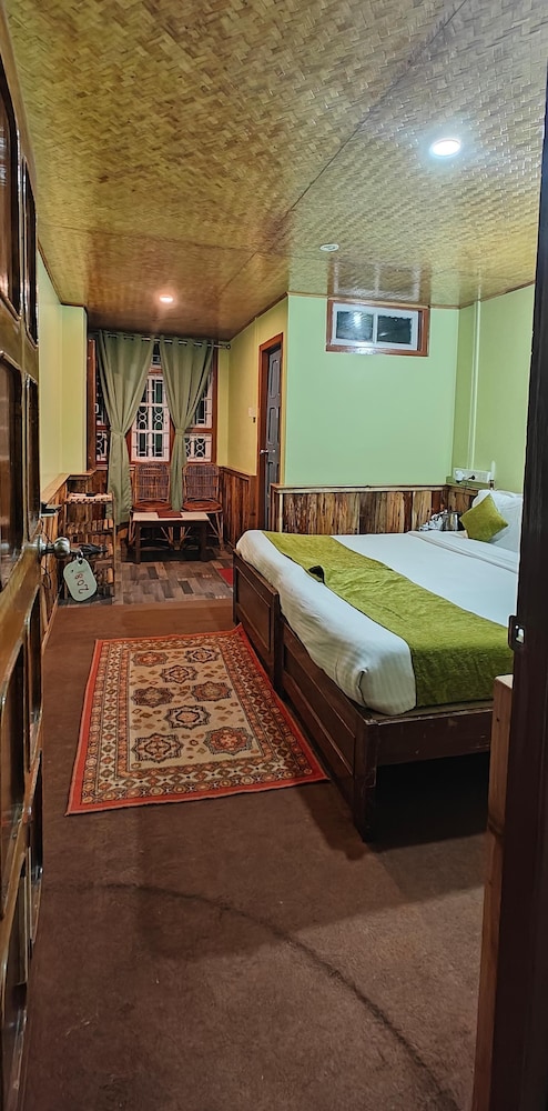 Standard Twin Room photo 1