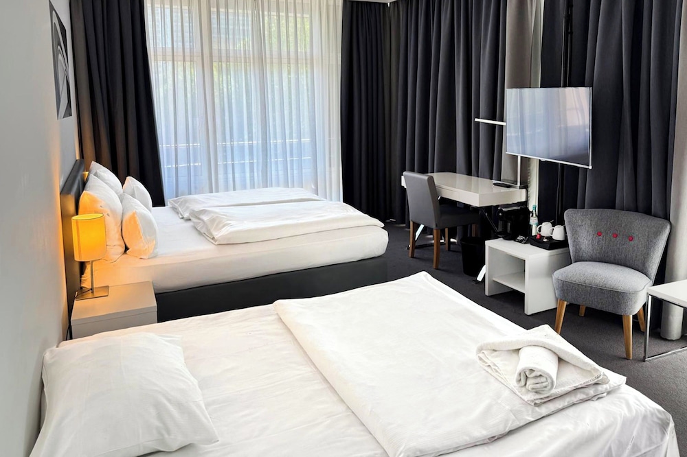 Family Room, 1 King Bed with Sofa bed (Family Room) - Photo 8