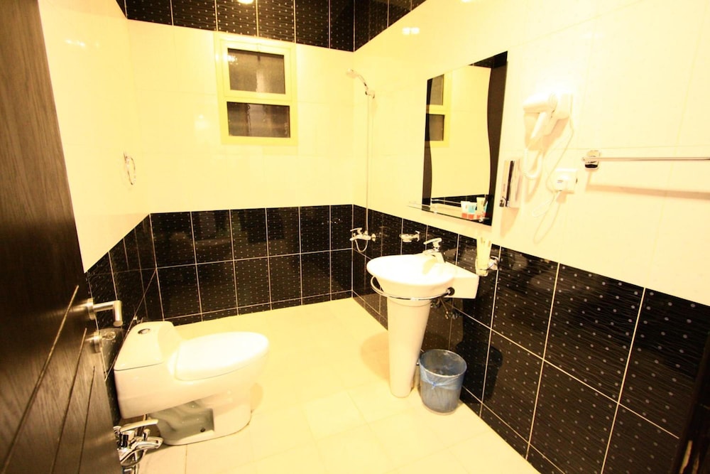 Two Bedrooms Apartment photo 3