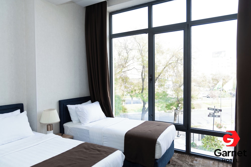 Deluxe Triple Room - Photo 1