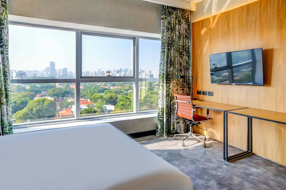 Superior Room, Accessible - Photo 6