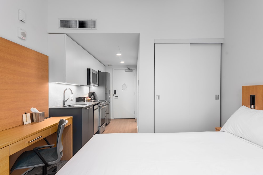 Signature Studio