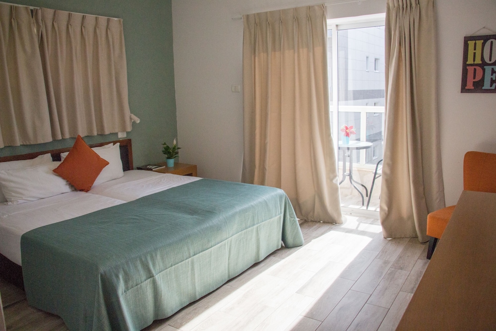 Superior Room, Partial Sea View