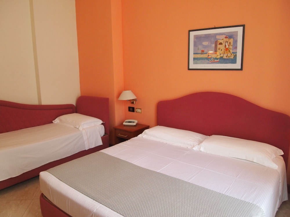 Triple Room photo 1