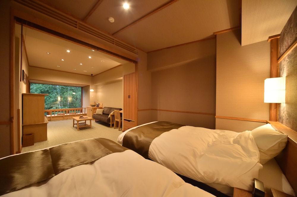 Twin Room A with Private Hot Spring, Non Smoking, 【River View】 photo 3
