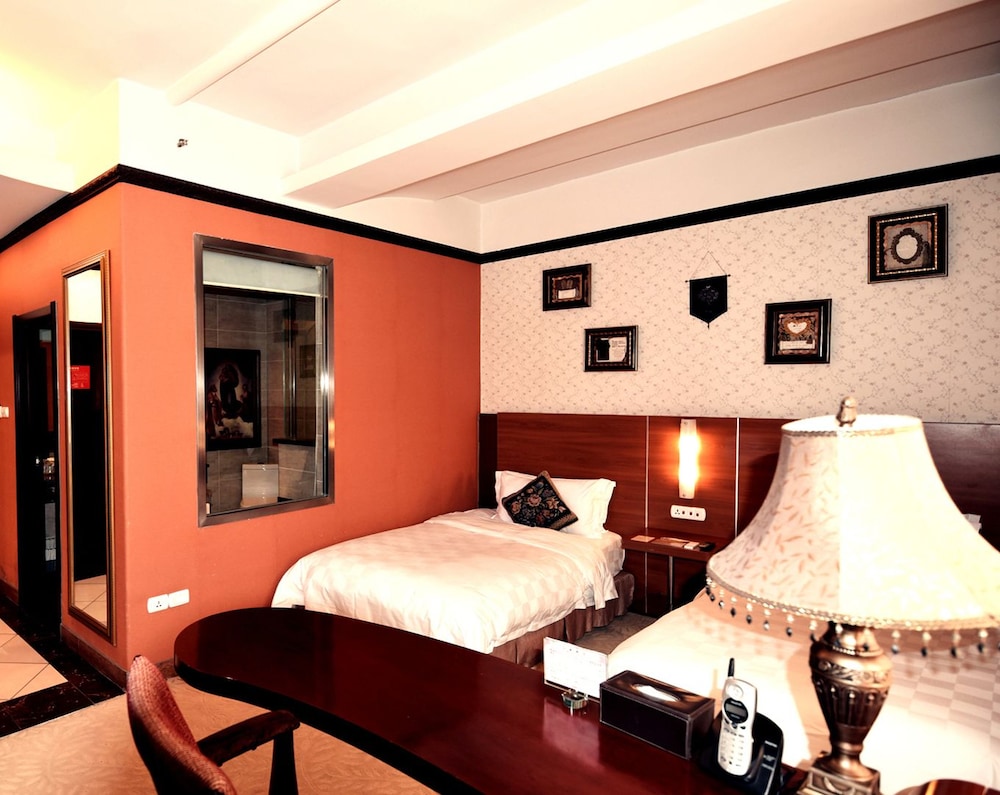 Luxury Twin Room, 1 Bedroom photo 2