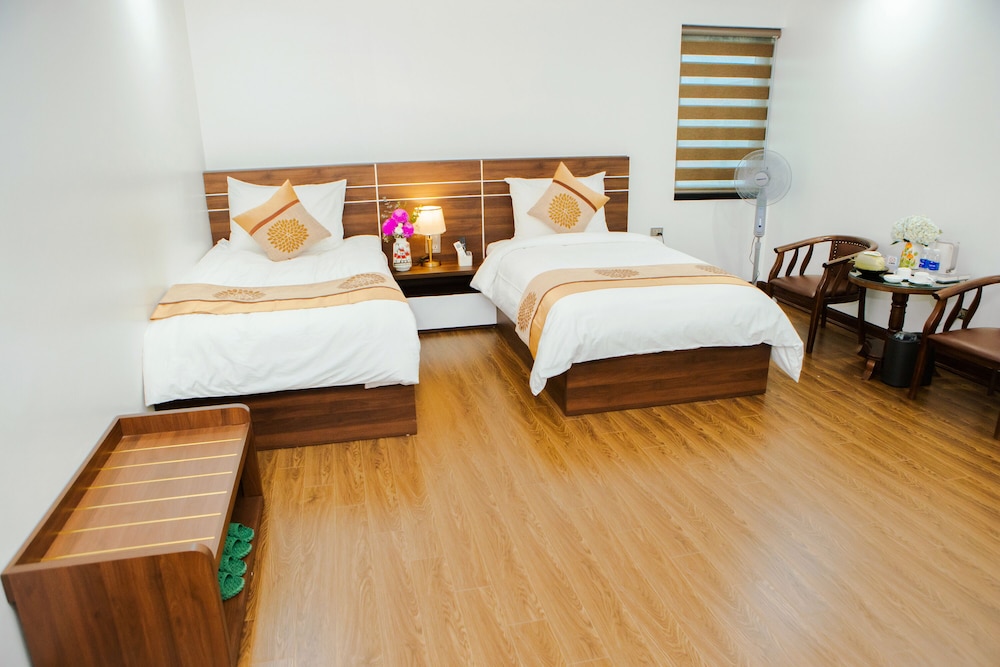 Deluxe Twin Room photo 3