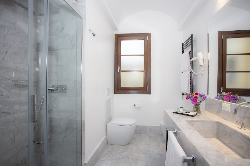 Junior Suite, 2 Bedrooms, Terrace, City View (Palazzo Baldaccio)