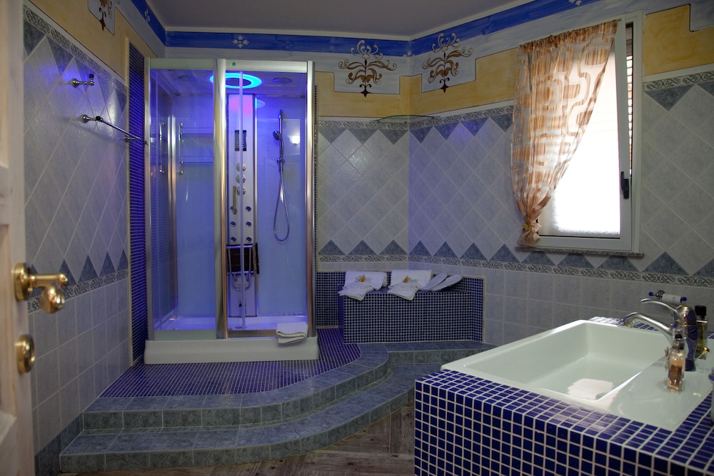Family Suite, Terrace photo 3