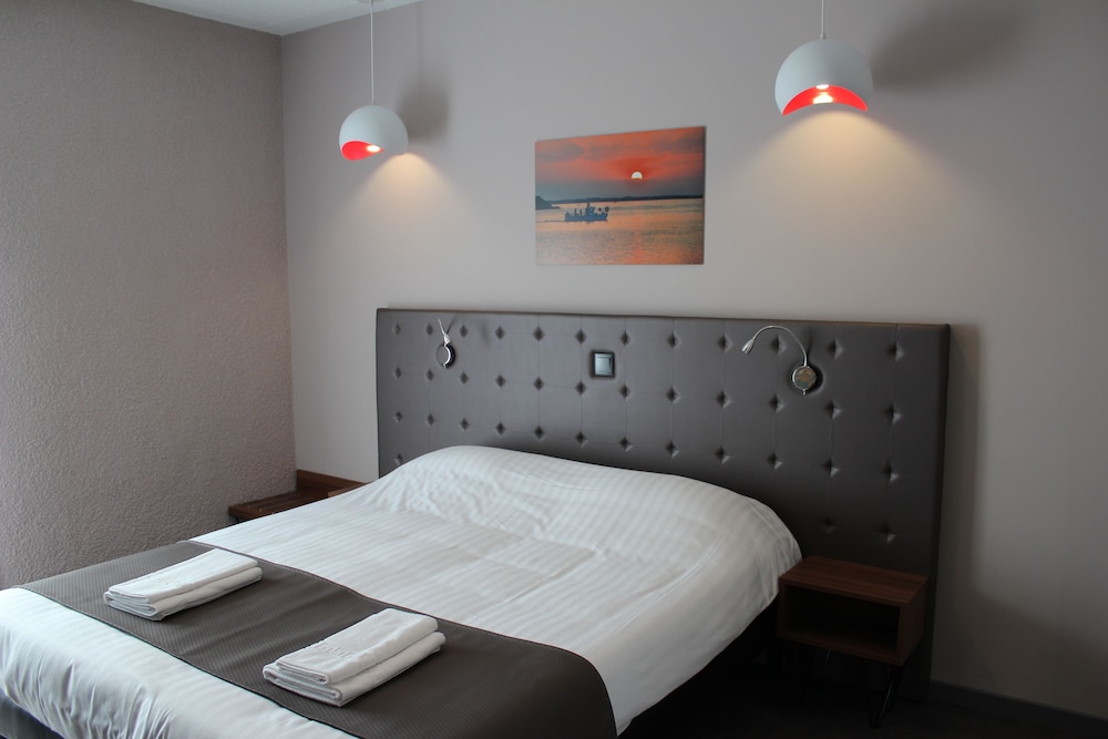 Double Room, Balcony, Sea View photo 2