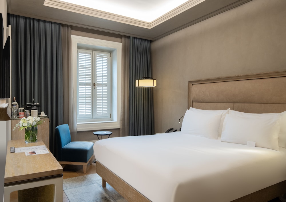 Standard Room, 1 Queen Bed (City Classic Room)