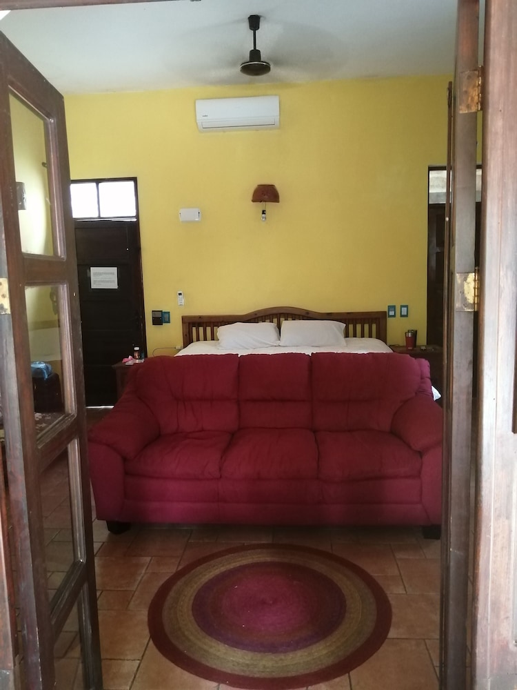Family House, 3 Bedrooms, Balcony, Garden View