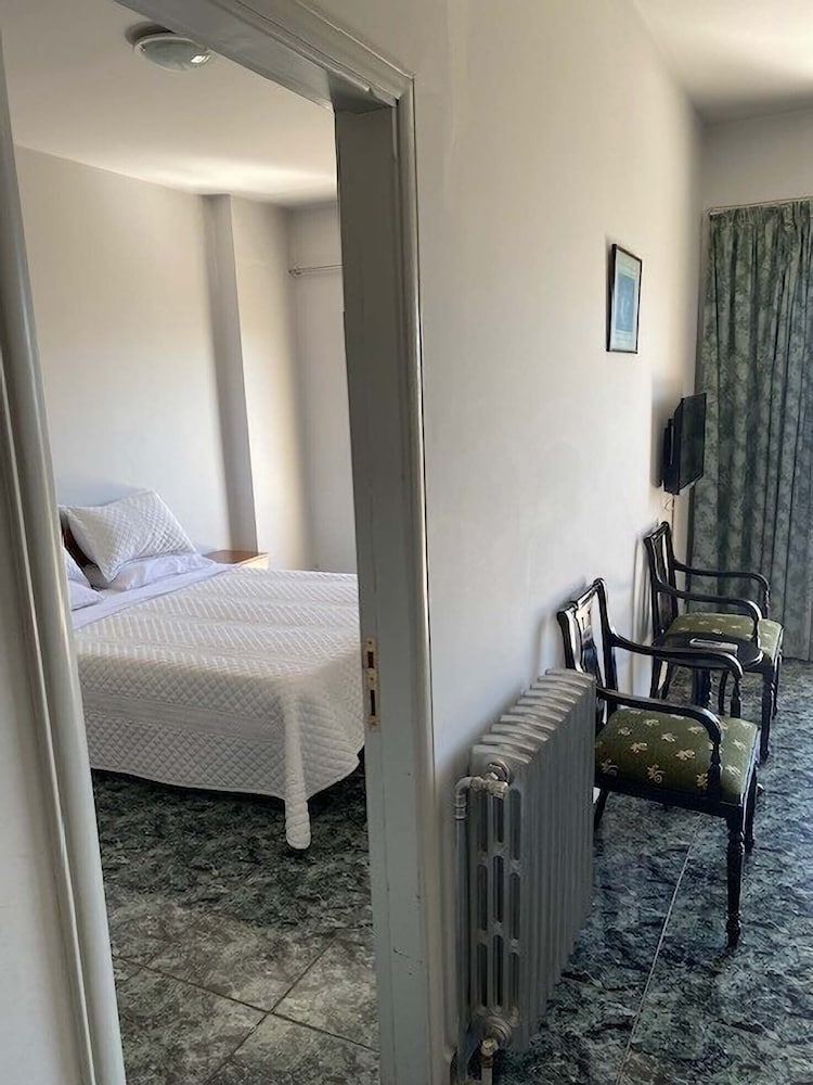 Exclusive Suite photo 2