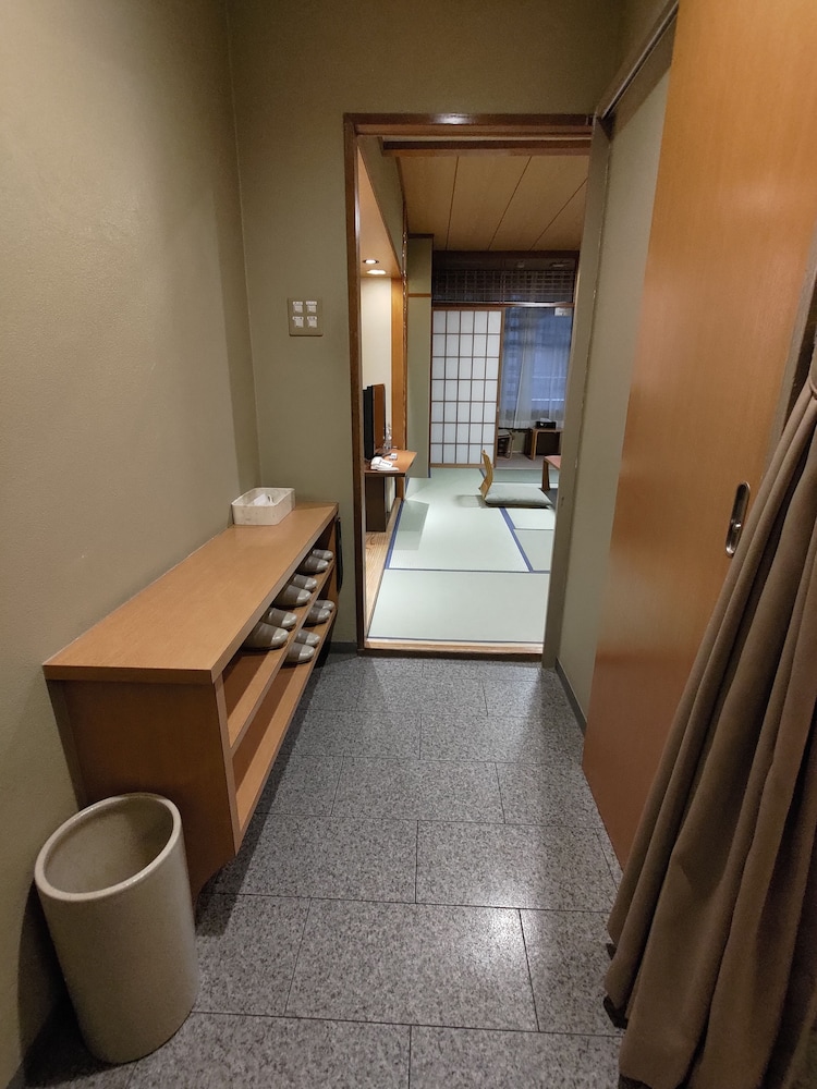 Traditional Room photo 2