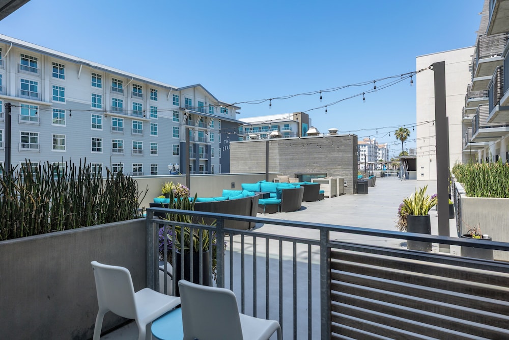 Terrace Double Queen Studio Suite