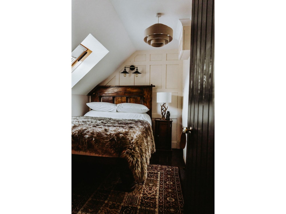 Classic Single Room, Ensuite, Mountain View (Room 4) photo 2