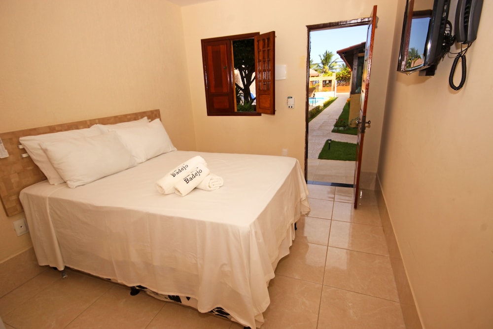 Deluxe Room, Beach View photo 2