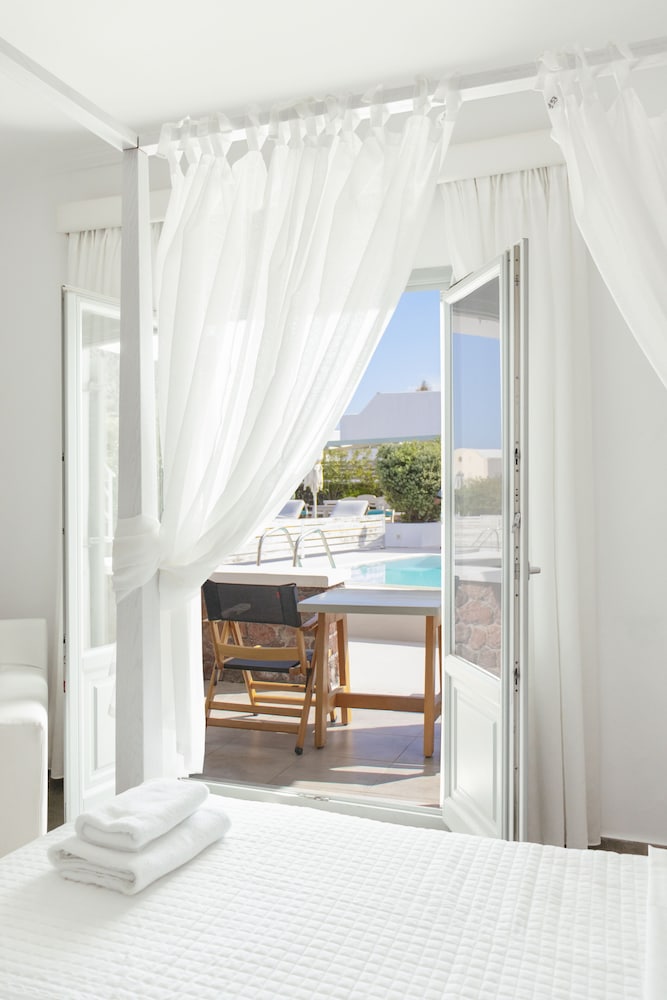 Executive Suite, Private Pool - Photo 12