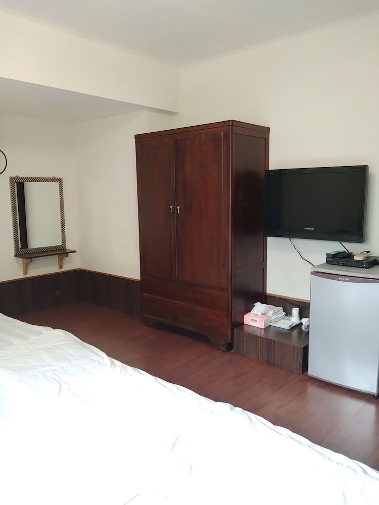 Basic Suite (A6) photo 2