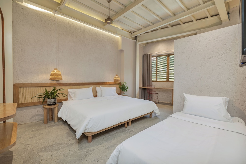 Family Studio Suite (302)