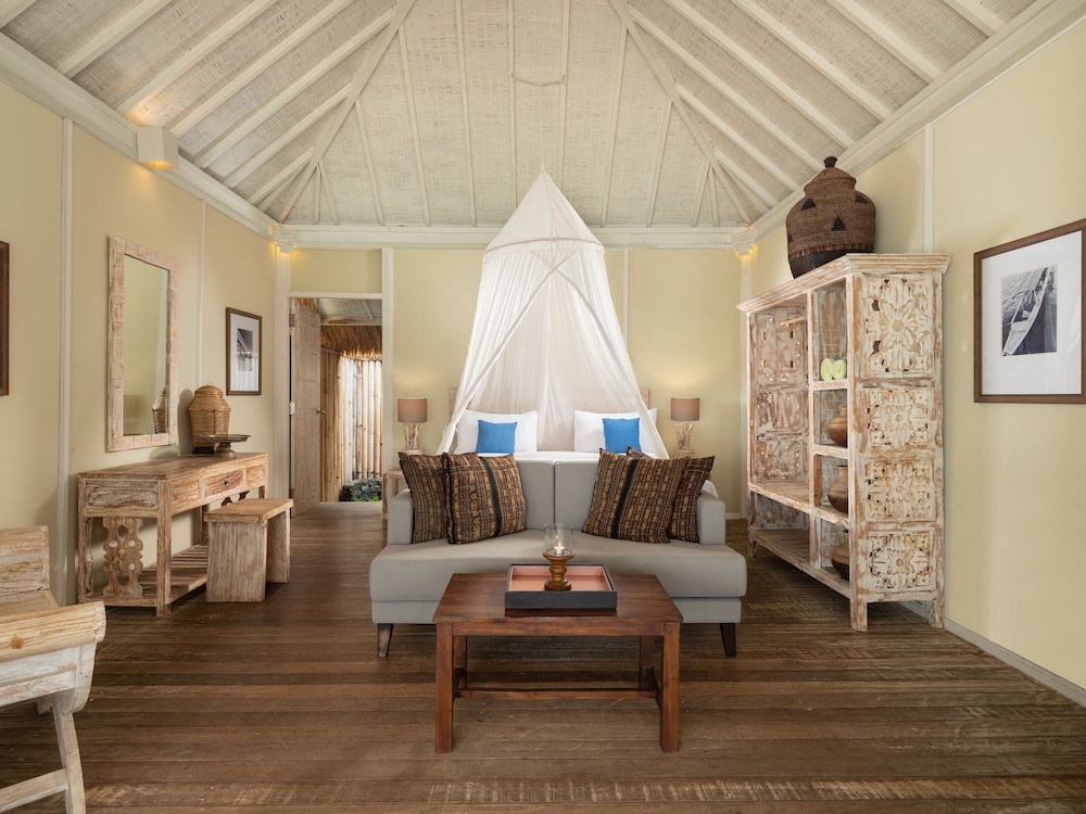 Private Beach Bungalow photo 2