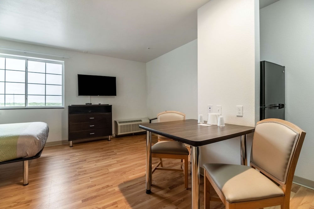 Deluxe Room, 2 Double Beds, Accessible, Non Smoking photo 3
