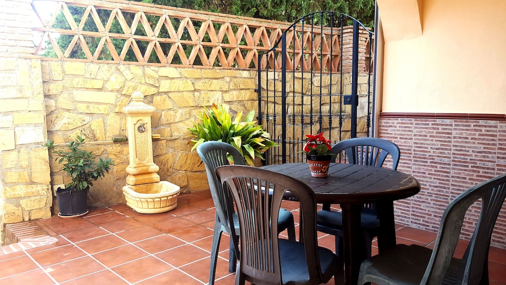 Apartment, 2 Bedrooms, Terrace, Mountain View photo 2