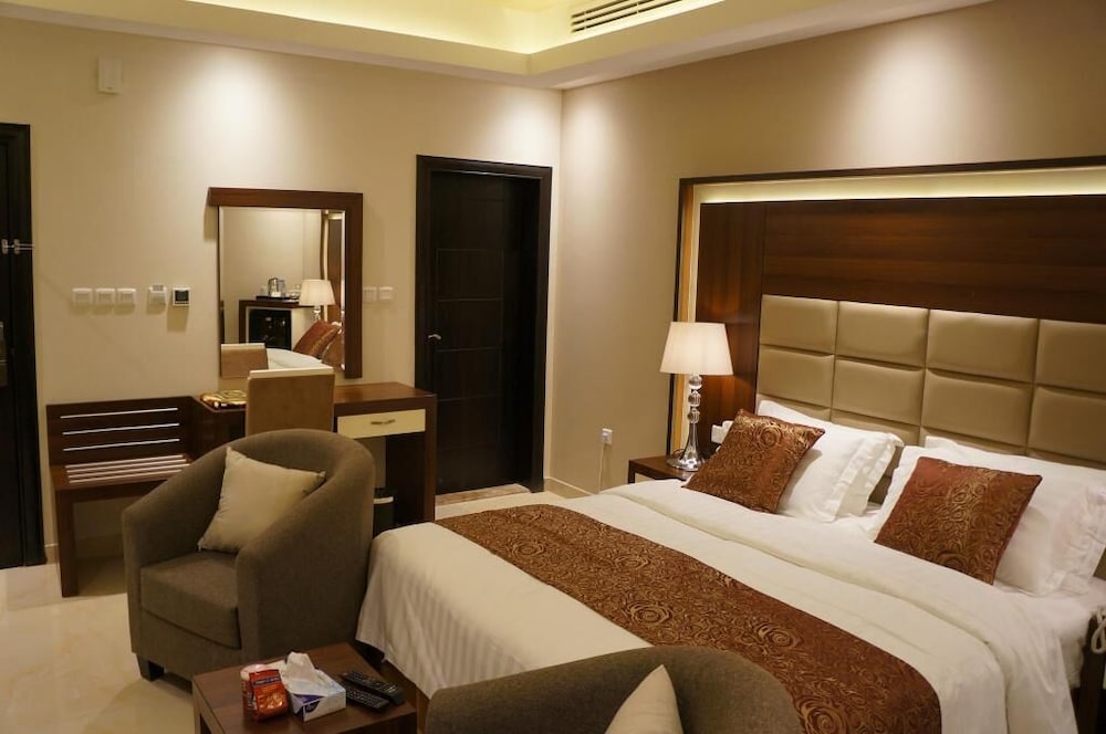 Deluxe Double Room - 1 room and 1 bathroom photo 1