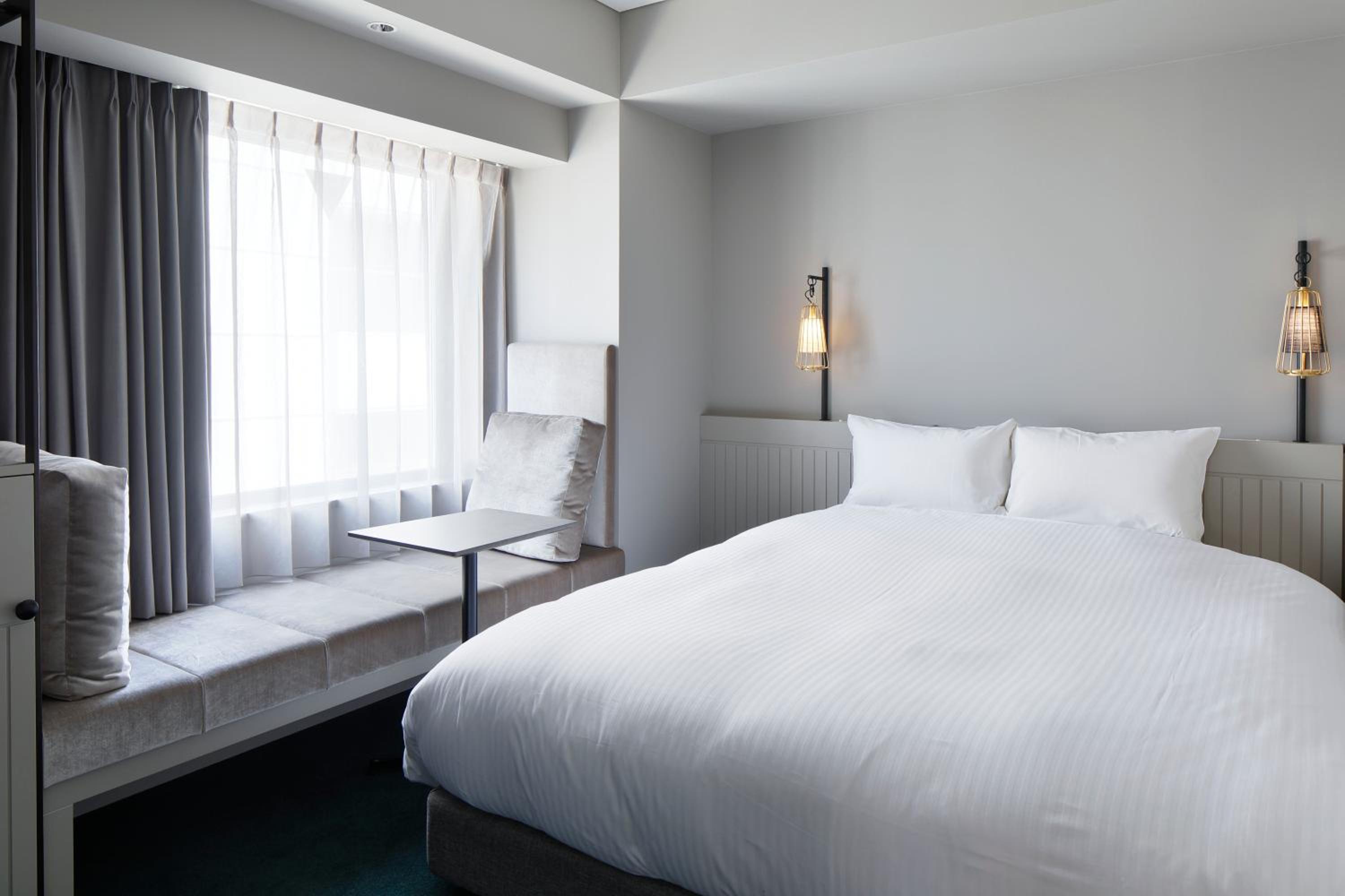Standard Queen Room - Photo 11