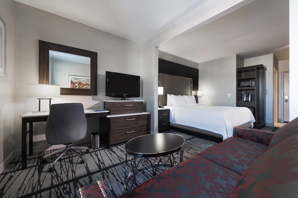 Suite, 1 King Bed