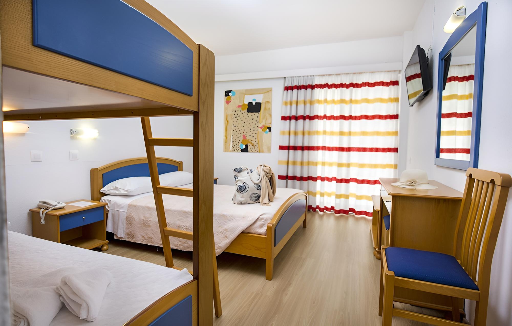Quadruple Room, Garden View