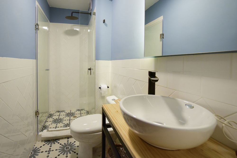 Double Room - Photo 24