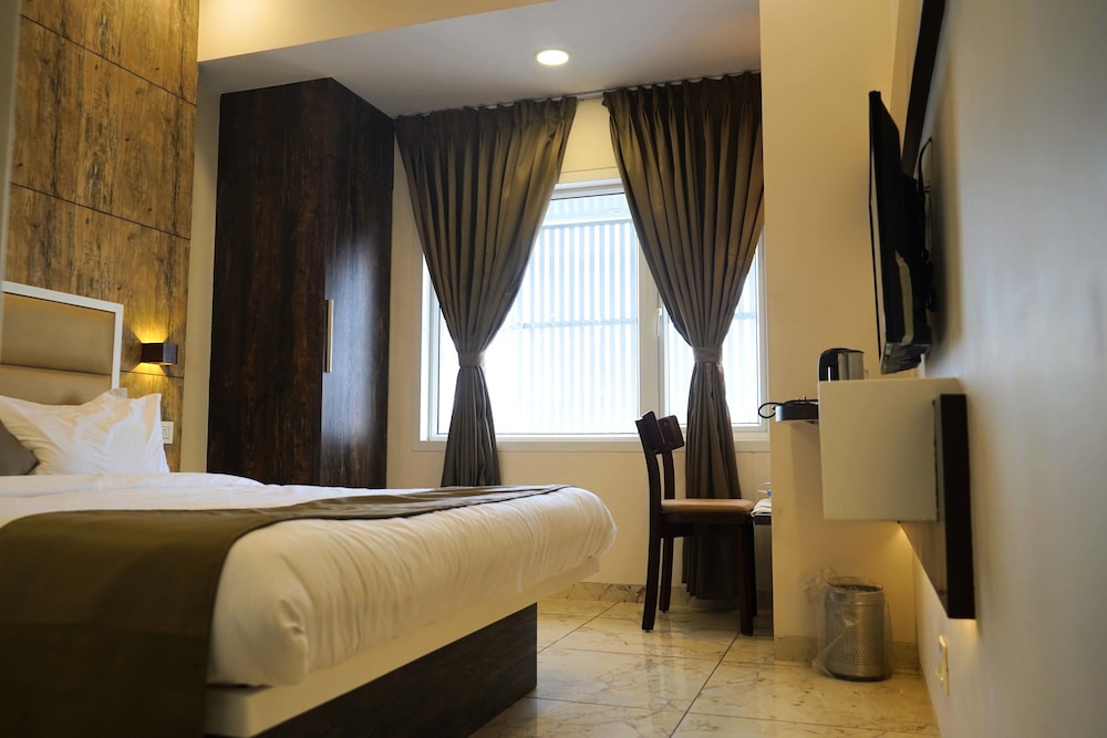 Standard Room - Photo 1