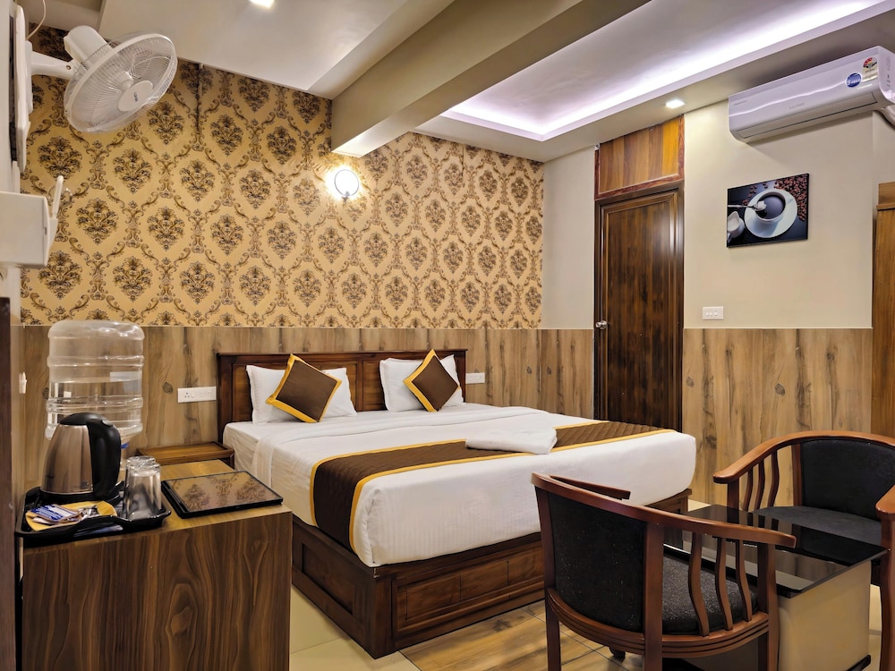 Superior Double or Twin Room photo 3