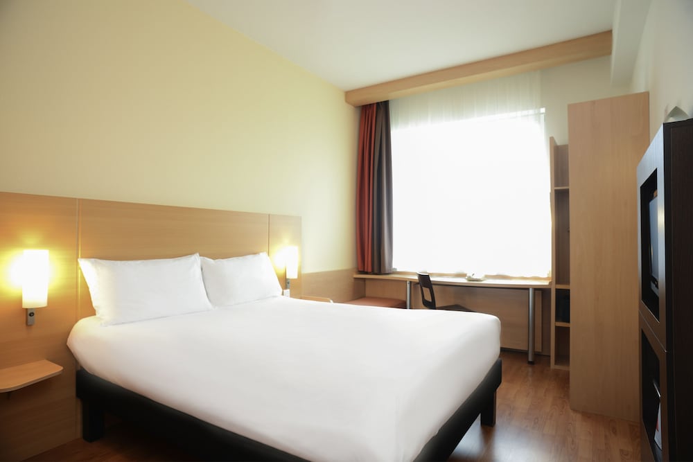 Standard Double Room, 1 Double Bed - Photo 1