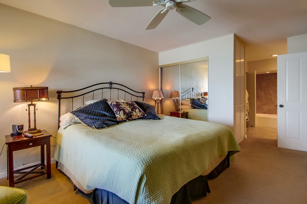 Condo, 2 Bedrooms