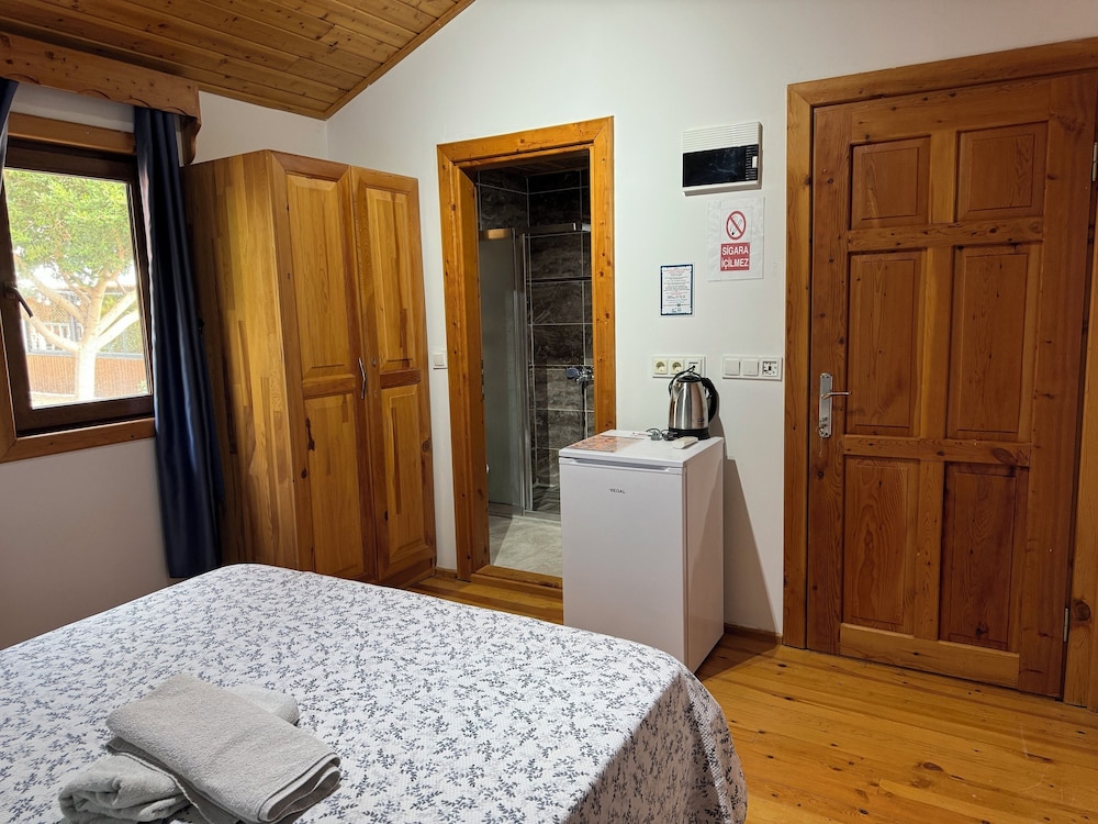 Superior Double Room, Balcony, Garden View