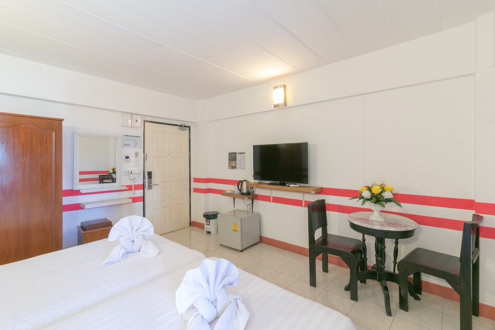 Deluxe Double Room photo 2