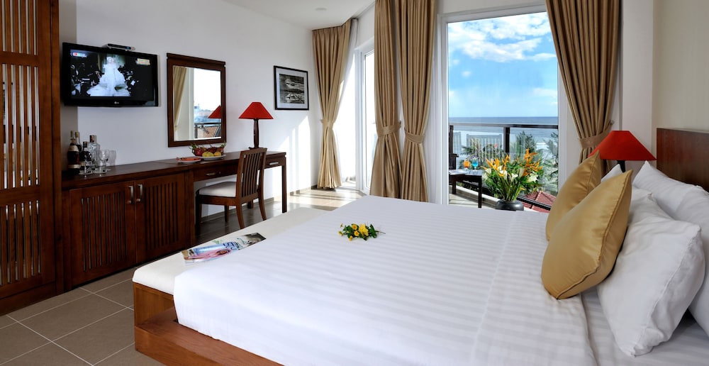 Suite, Oceanfront - Photo 5