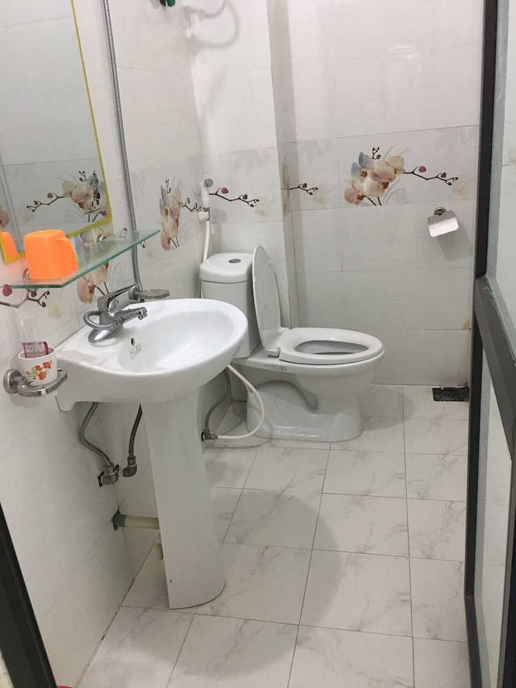Double Room - Photo 14