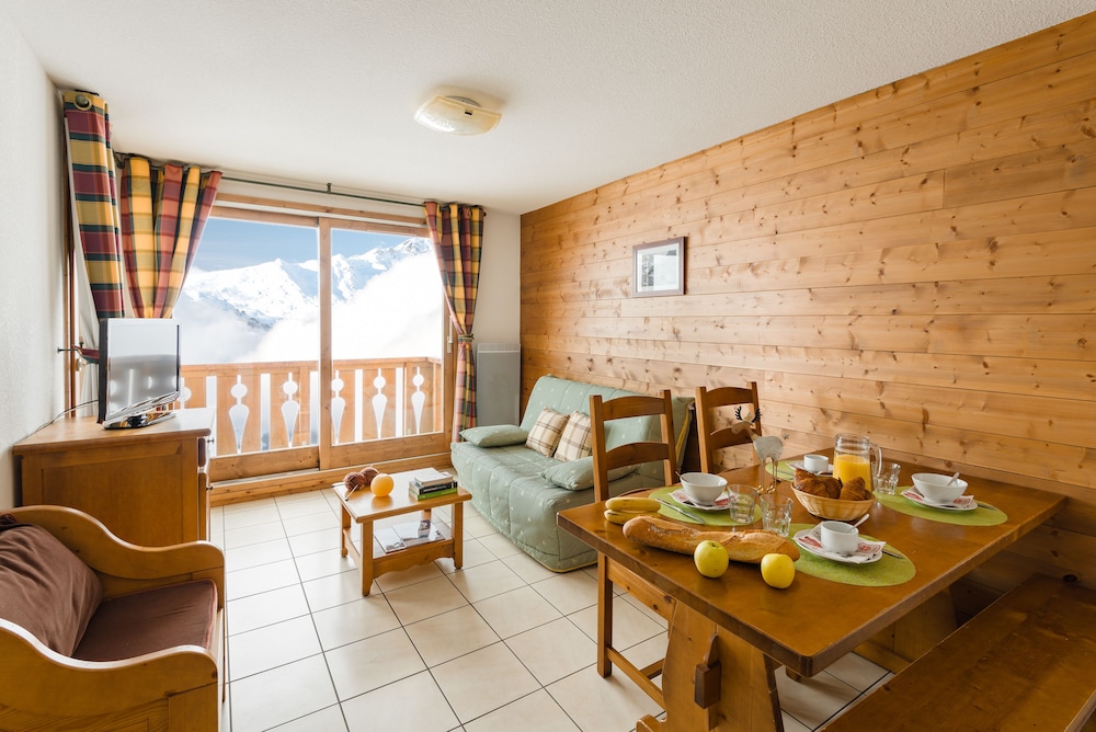 Apartment (4 Pièces cabine 10 personnes) photo 3