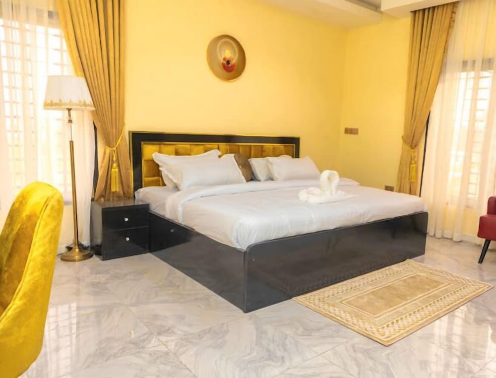 Deluxe Room, Balcony, City View photo 1