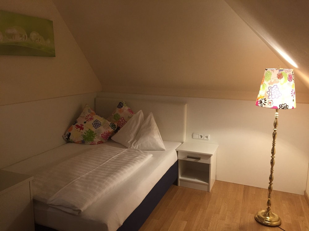 Business Single Room, Accessible, Non Smoking (Lifestyle) photo 1