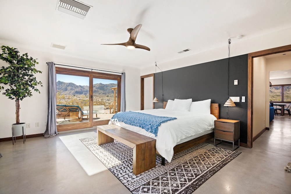 House, 2 Bedrooms