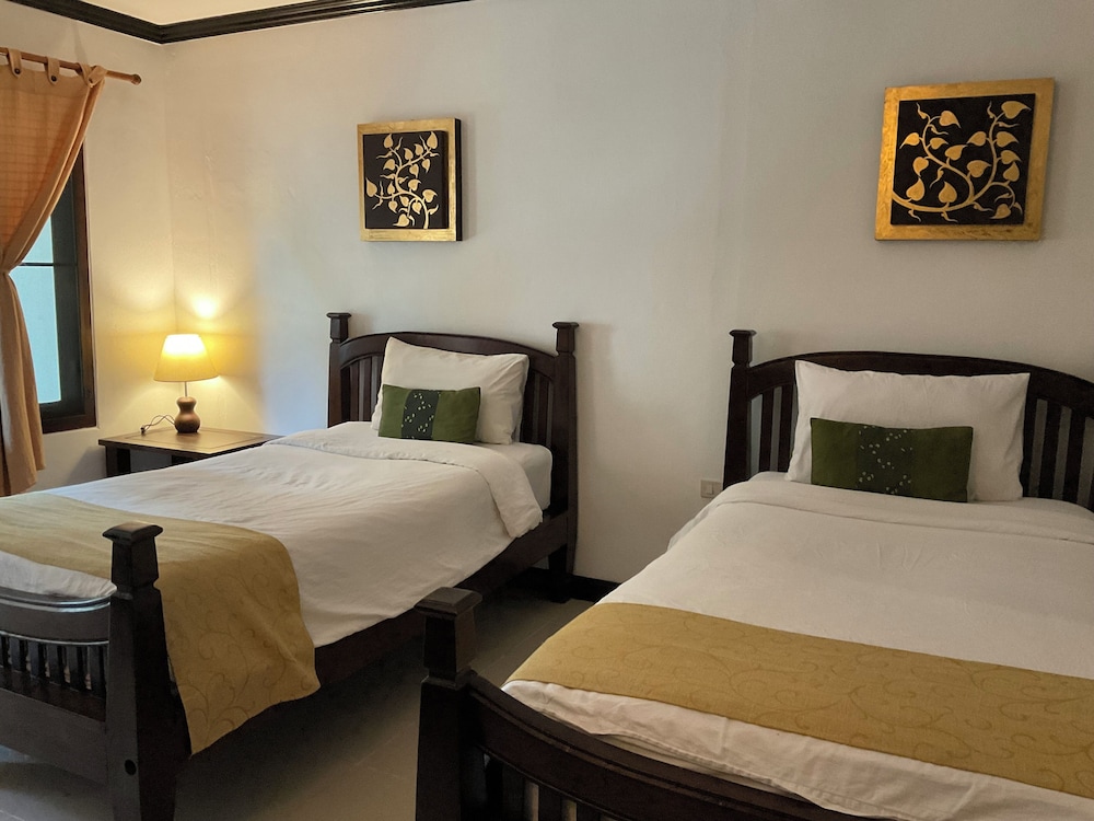 Deluxe Twin Room with Garden View