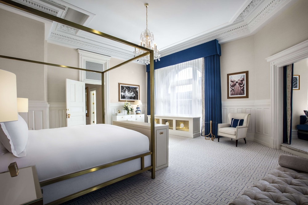 Franklin 1 Bedroom Suite