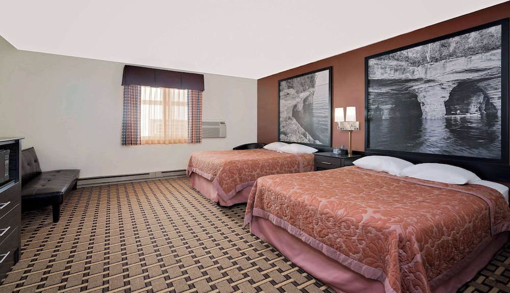 Studio Suite, 2 Queen Beds, Non Smoking - Photo 1