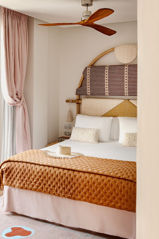 Room (Gran Eivissa)