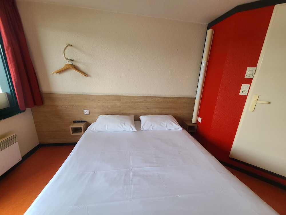 Standard Room, 1 Double Bed - Photo 7